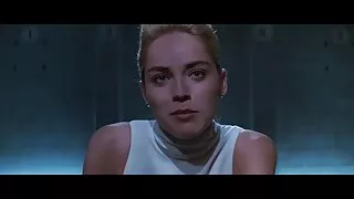 Mariana Rose imeb latino seks magus kukk ja masturbates tema jalad.