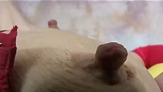 Cutie undresses stuudios video seks gratis ja masturbates.