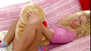 Keira Croft on anaalseks isegi kodus. video seks gratis